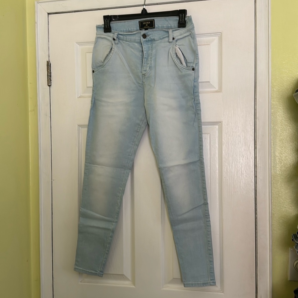 MEN’s SikSilk Super Skinny Jeans in size SMALL (28-30)
